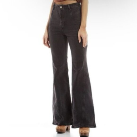 Free People Florence Flare Jeans Black Coal Size 28 High Rise - Picture 1 of 6